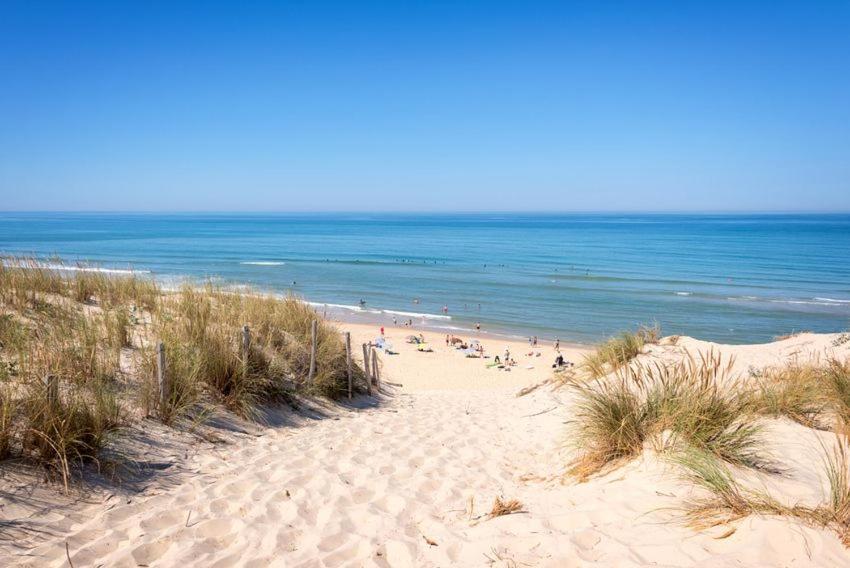Apartment Superbe T3 Les Pieds Dans L'eau, Parking, Piscine En Ete *